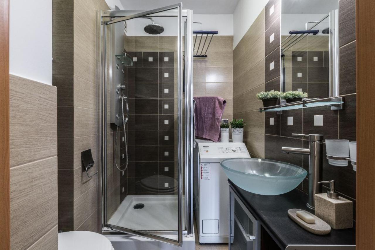 Komfort W Samym Centrum Vratislav Exteriér fotografie